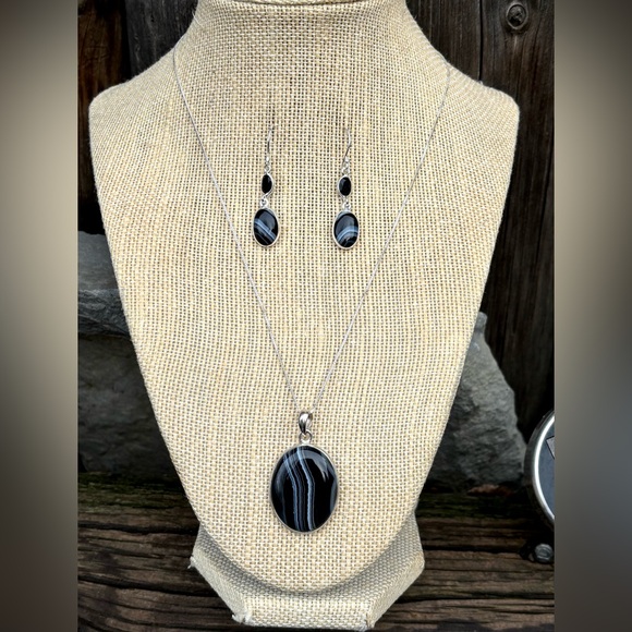 Botswana Agate Necklace & Earring Set! - Picture 8 of 14